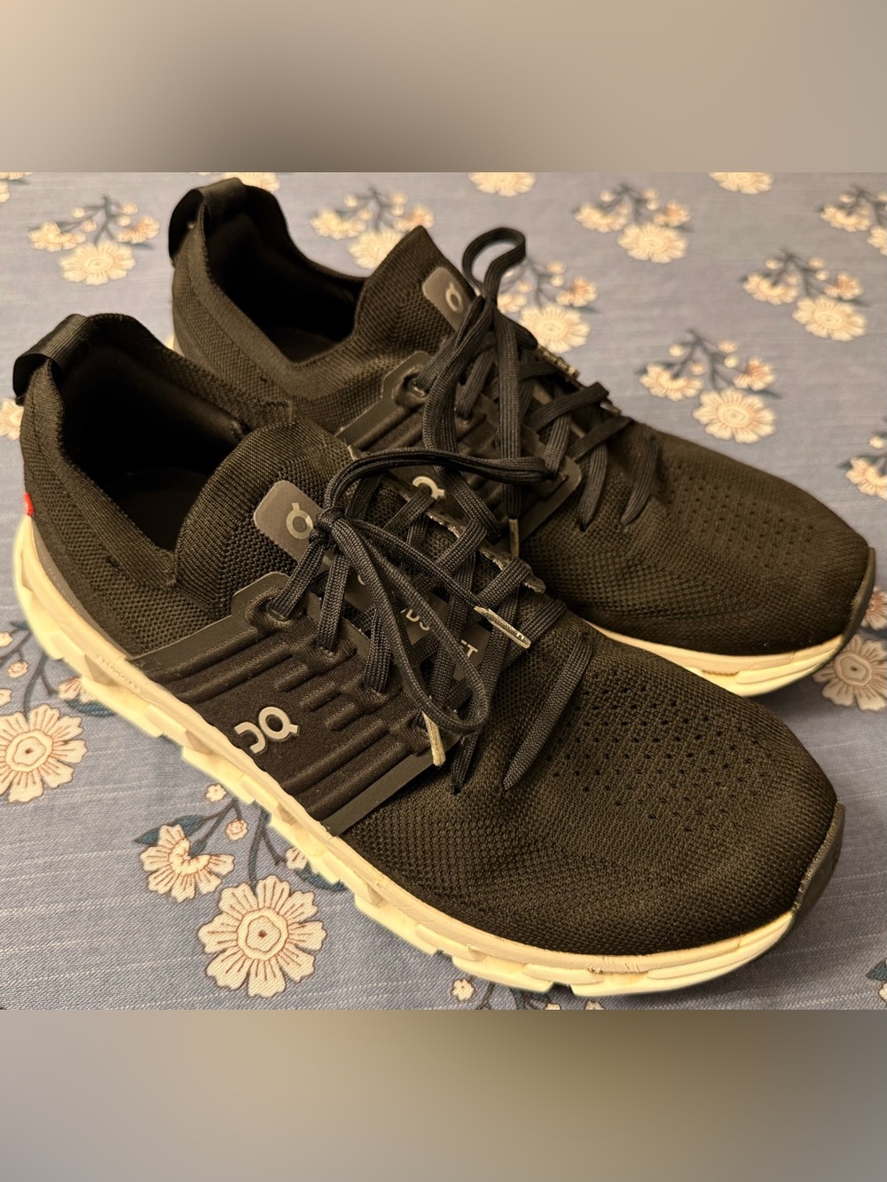 On Cloudswift 3 Running Shoes – Men’s Size 10 – Black – EUC